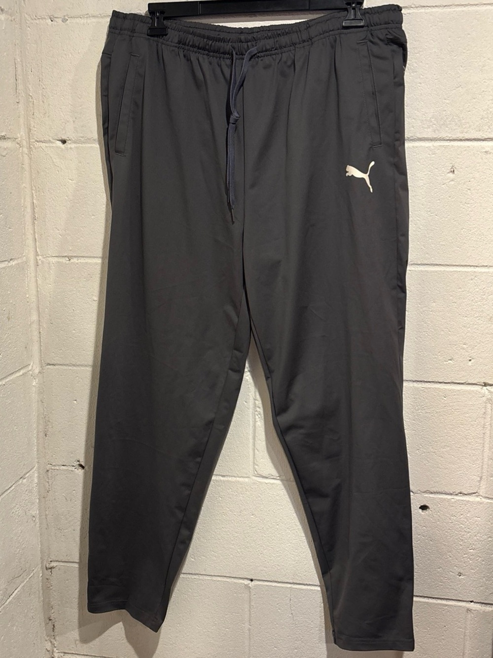 Puma Men’s Gray Slim Fit Track Pants Size 2XL Drycell Athletic